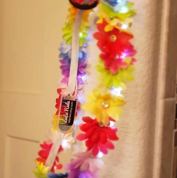 Flower Crown - Picture 4 of 8